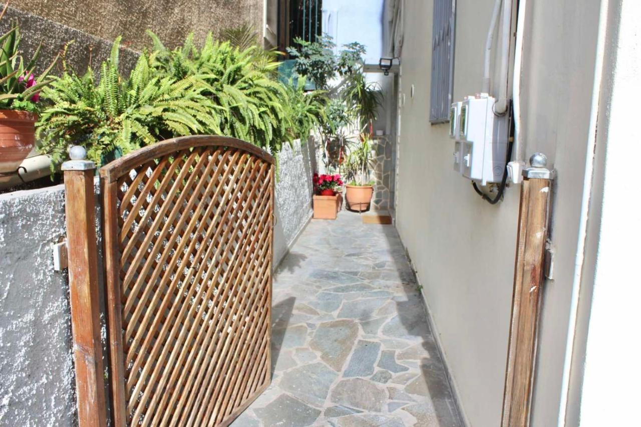 Suiteviewporos Galatas  Exterior photo
